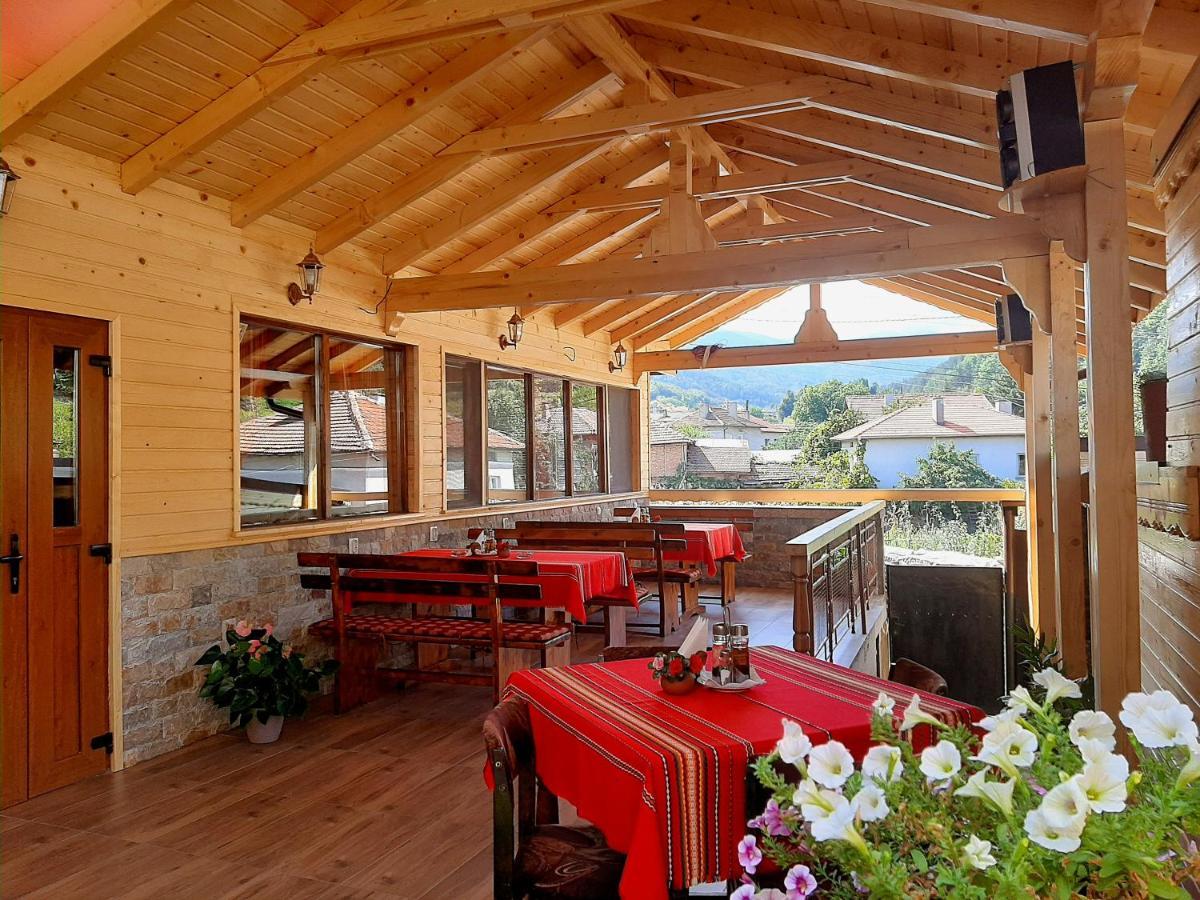 Kovacha Guest House Raduil Kültér fotó